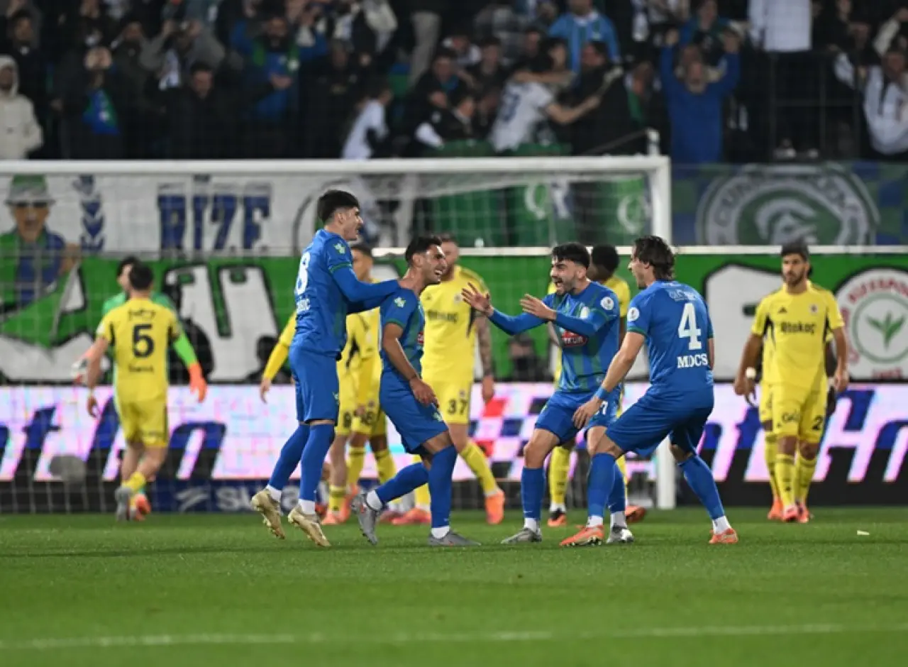 Fenerbahçe’de iki yıldız için son dakika! Tedesco derbi planını baştan yazdı 1