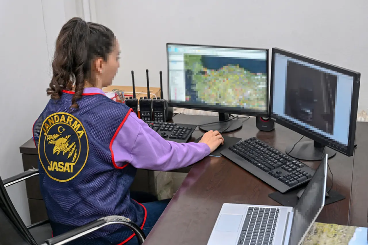 JASAT suç avına çıktı... Kırmızı bültenlik dosya, yeşil ilde kapandı! 4