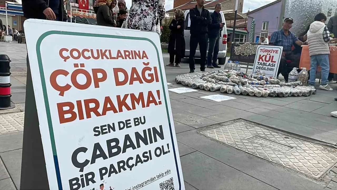 Karaman kent merkezindeki sergi görenleri şok etti: 'Bu ülke bizim'! 5