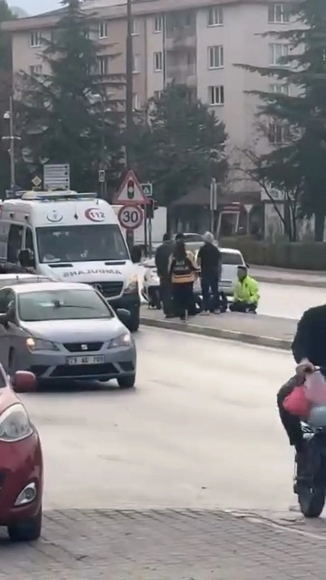 İnegöl’de saniyelik hata kazaya dönüştü! 3