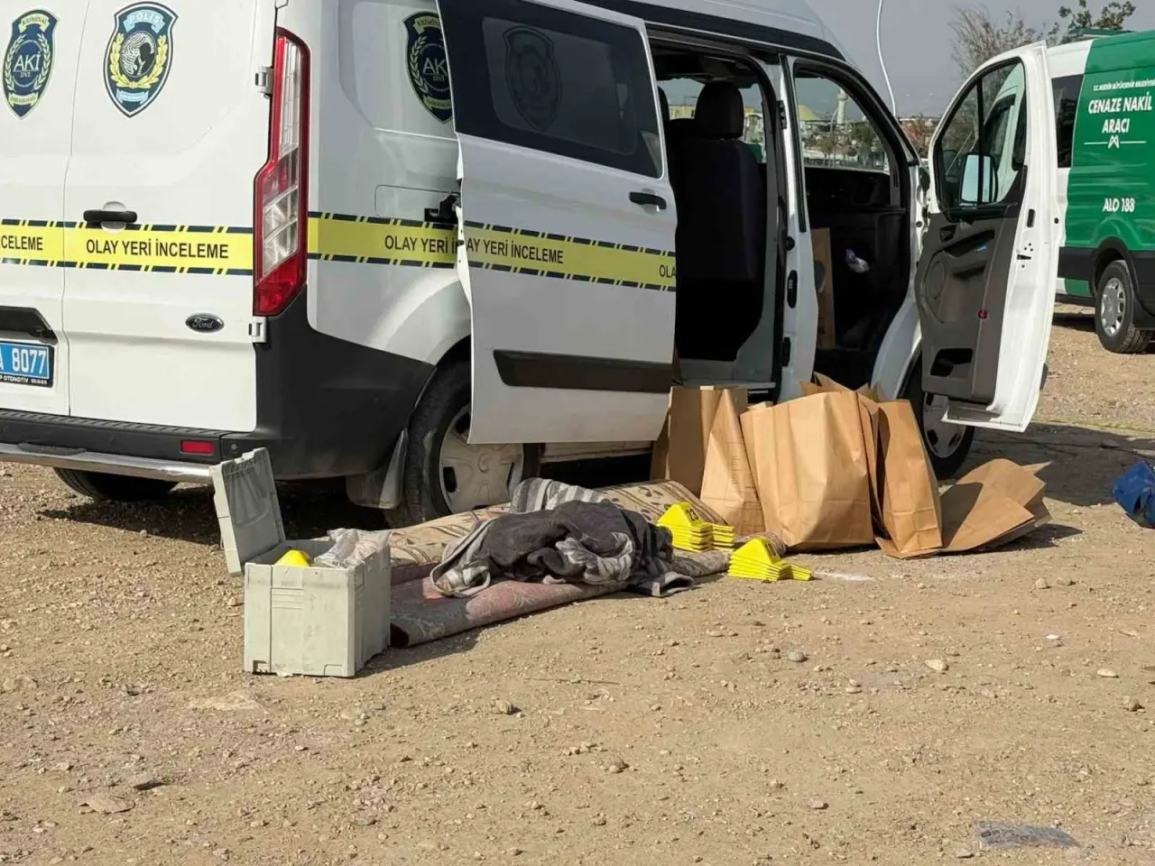 Kokmasın diye tuzlanıp halıya sarılmış... Kan donduran cinayetin detayları yürekleri dağladı! 2