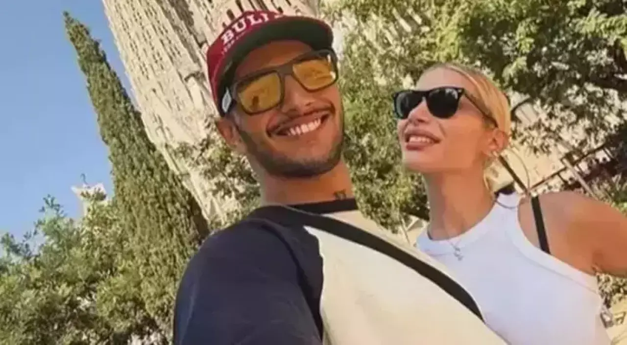 Konserde gözyaşlarına boğuldu! İrem Derici’nin sevgilisiyle o anı viral oldu! 2