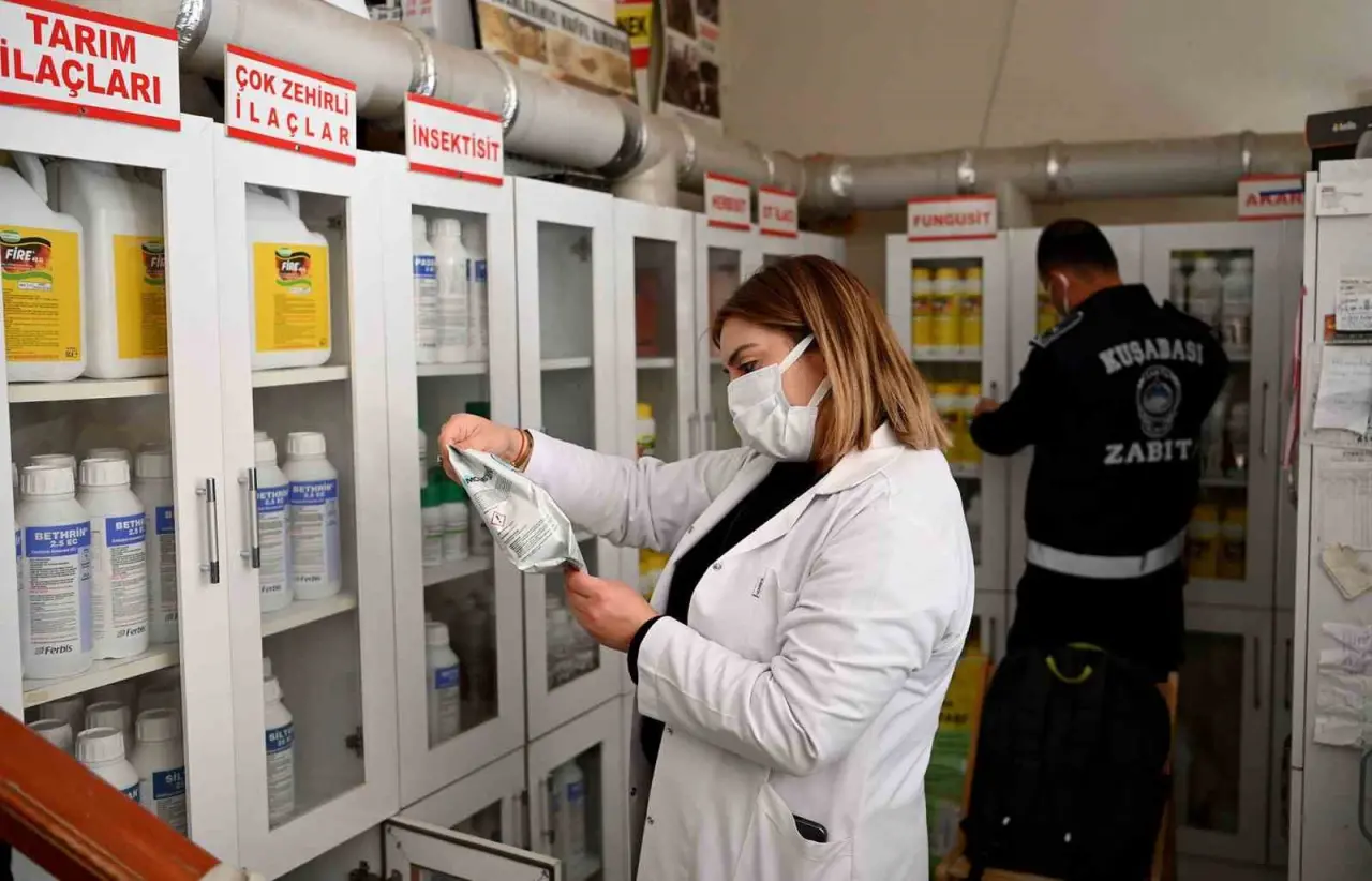 Kuşadası Belediye'sinden hijyen alarmı: Kurallara uymayan işletmelere ceza yağdı! 3