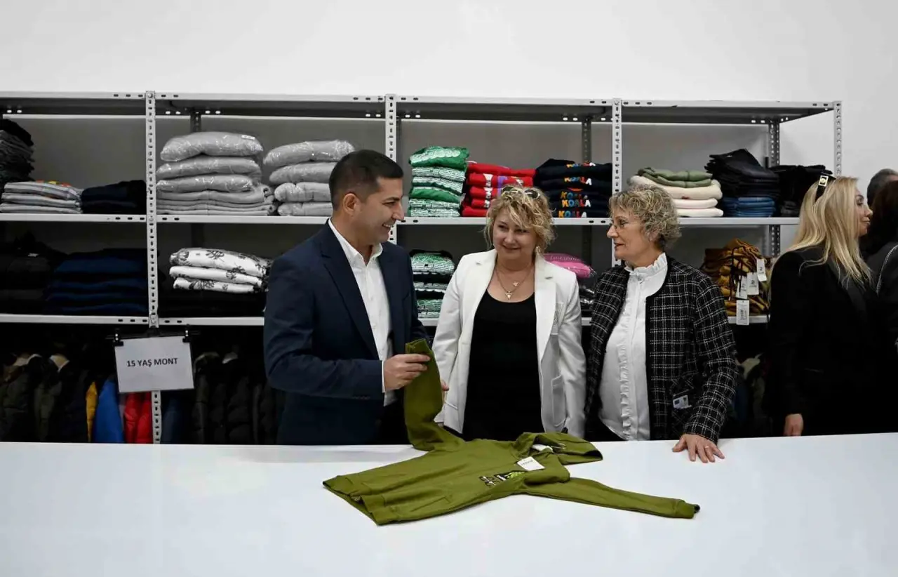 'Bu özgün projeyle gurur duyuyorum': Aydın Ada Kıyafet Evi kapılarını açtı! 5