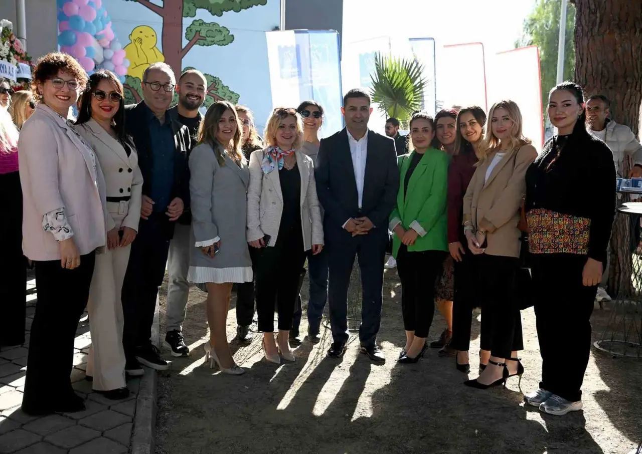 'Bu özgün projeyle gurur duyuyorum': Aydın Ada Kıyafet Evi kapılarını açtı! 1