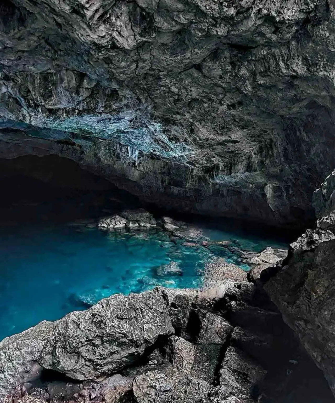 Kuşadası’nın gizli hazinesi: Zeus Mağarası ziyaretçilerini bekliyor! 1