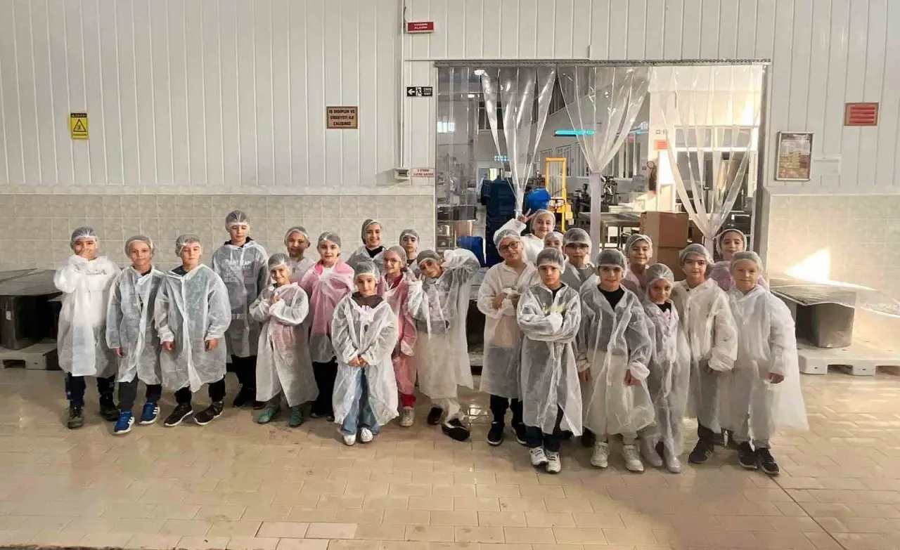 Minik bedenler kültürel kimlikleriyle tanıştı: Bursa'da lezzet yolcuğu! 3