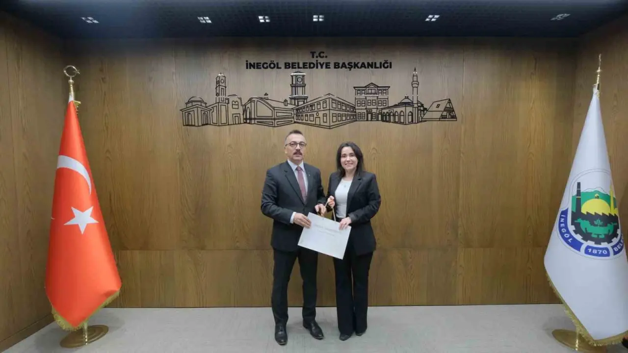 İnegöl’de sınıflar yarıştı, doğa kazandı: Böyle Öğretmenler Günü görülmedi! 3