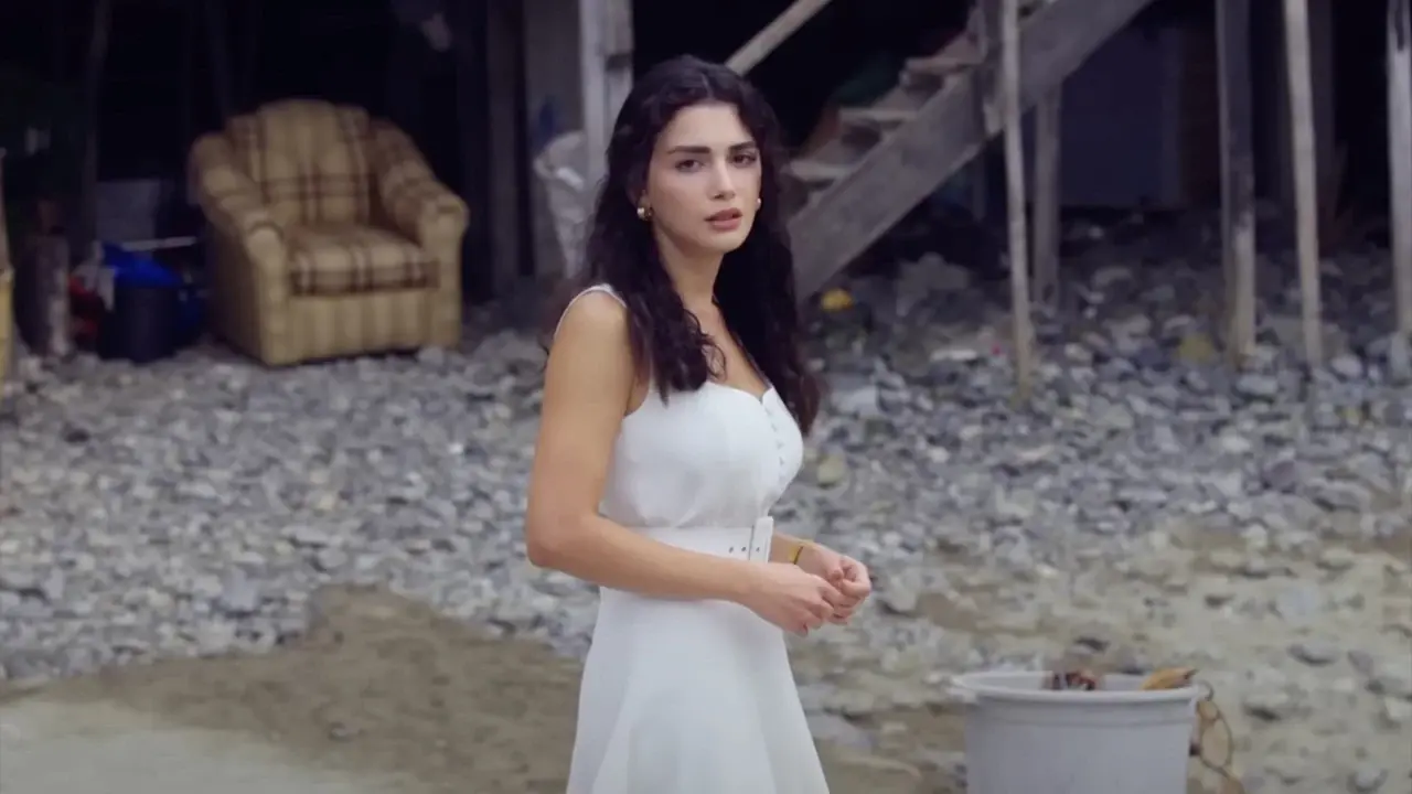 Özge Yağız, Burak Berkay Akgül ile ilişkisindeki en büyük sınavı açıkladı! 2