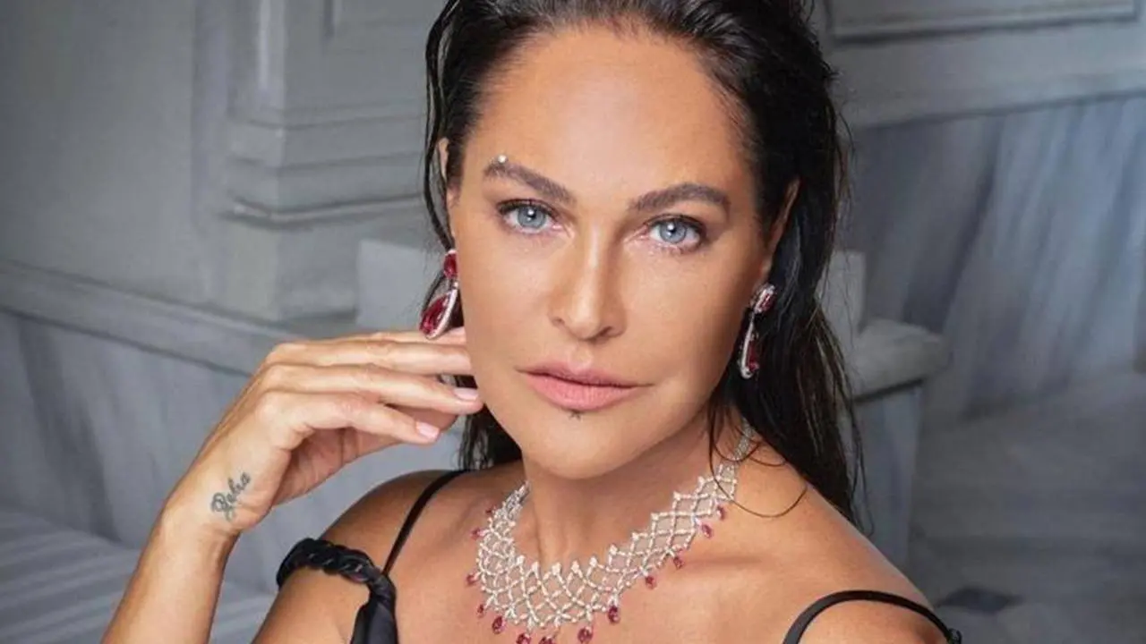 'Özgürlüğümü kısıtlıyor' diyordu... Hülya Avşar ilk kez bu kadar net konuştu! 1