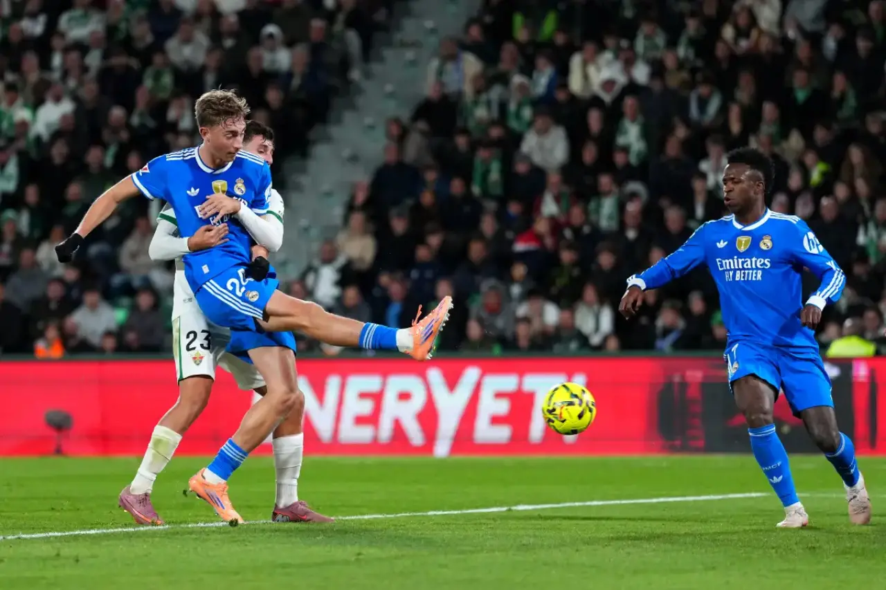 Lider çöktü, Elche şov yaptı! Madrid’i son hamle kurtardı 4