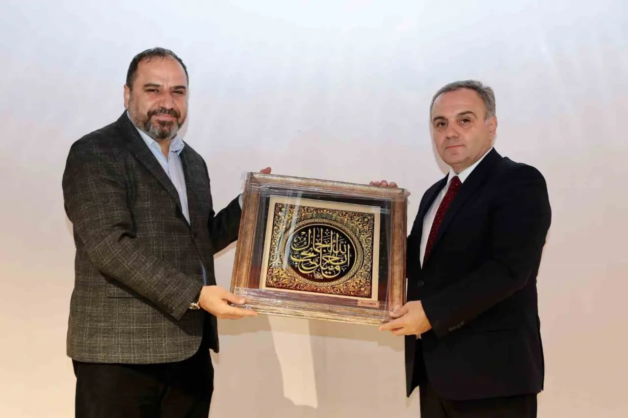 'Kanka Buradayız' buluşması: Rektör Altun’dan gençlere ilham veren mesajlar! 2