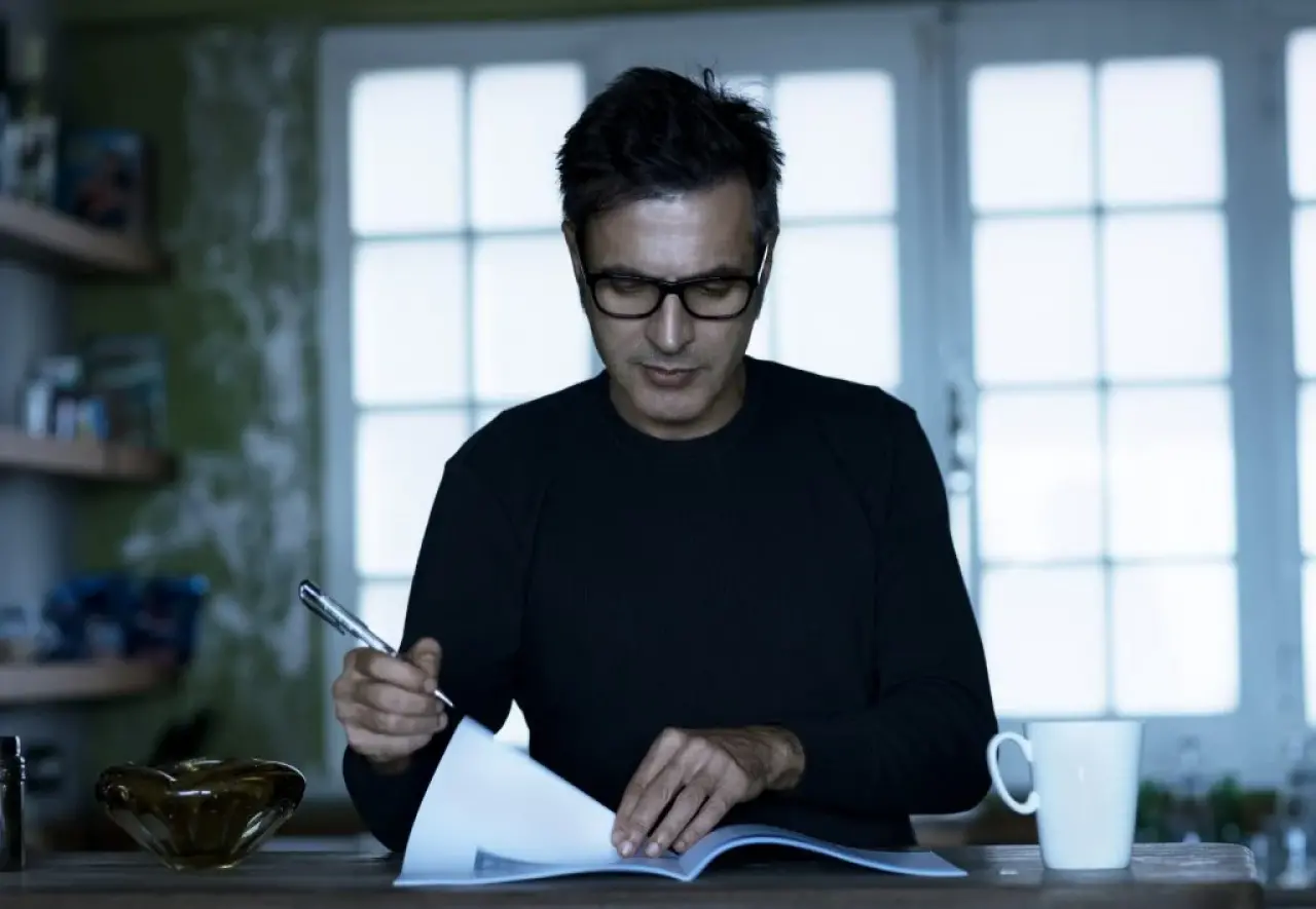 Rock’tan arabeske radikal geçiş... Teoman kendini baştan yaratıyor! 3