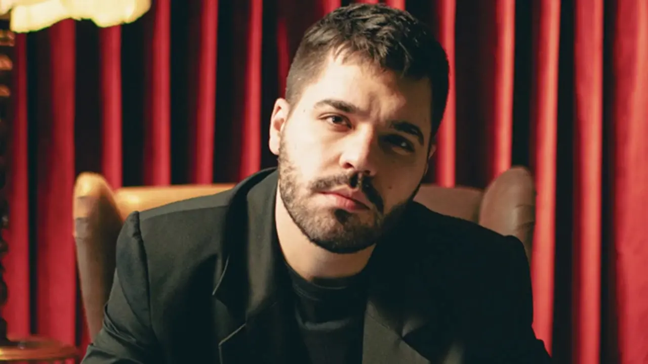 Sahnede beklenmedik an... Emir Can İğrek’in sabrı taştı! 2