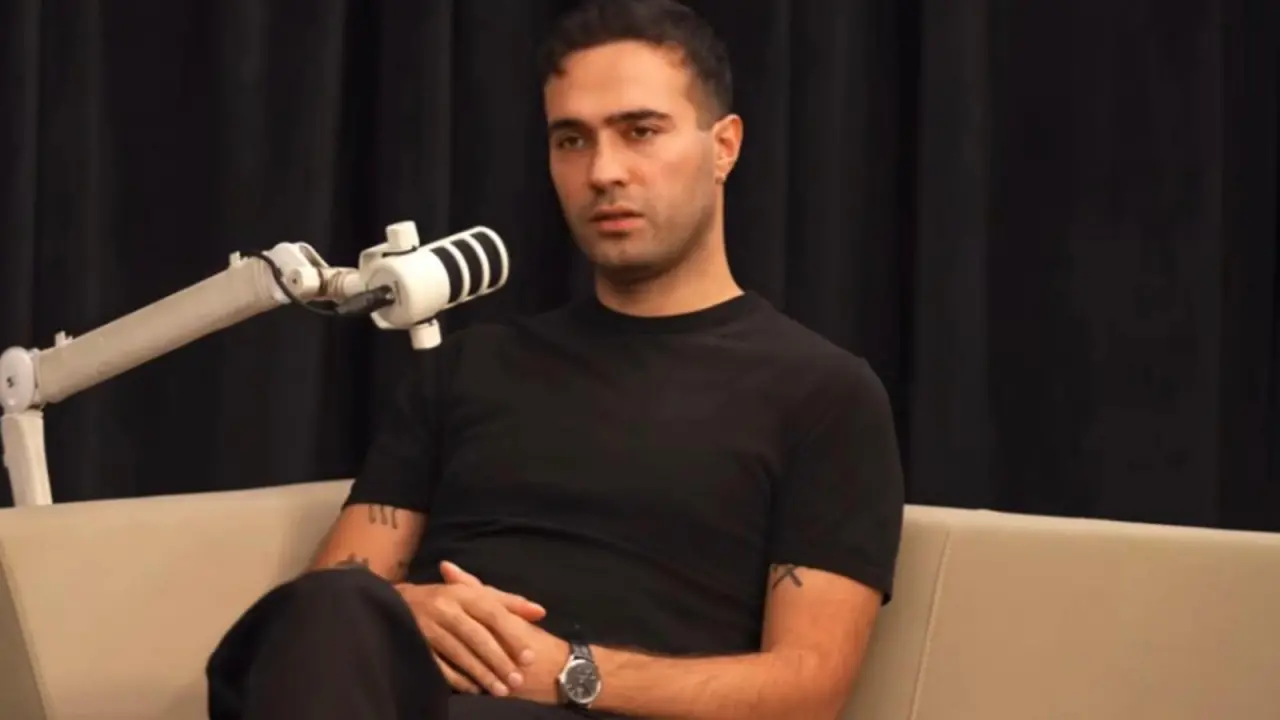 Serenay Sarıkaya ve Mert Demir aşkında büyük gerçek... İki yıllık sır ilk kez açıklandı! 2