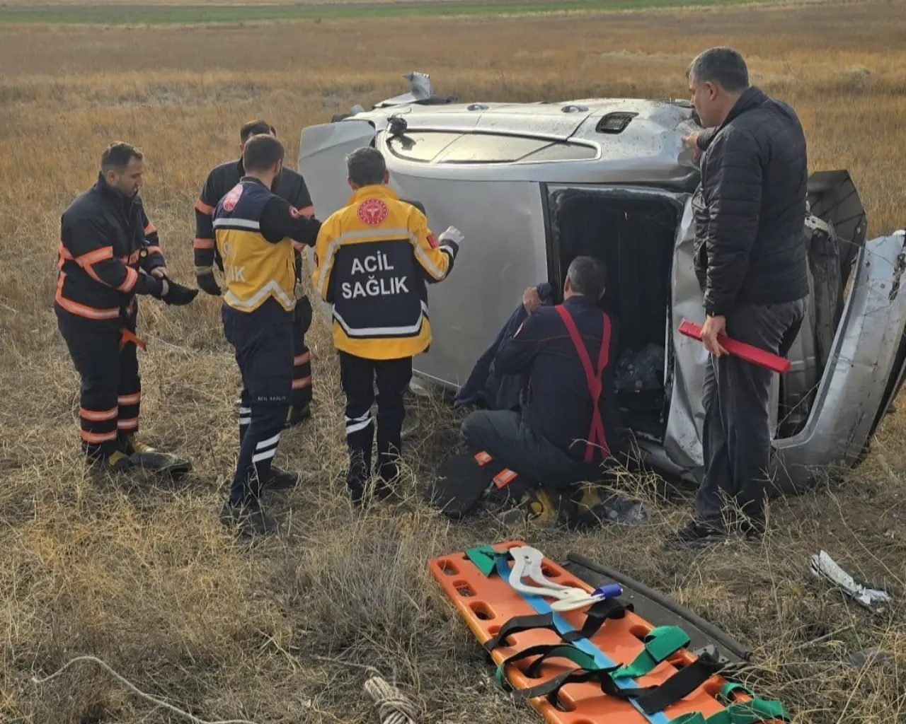 Korgun–Çankırı yolunda feci kaza: Otomobil hurdaya döndü 2