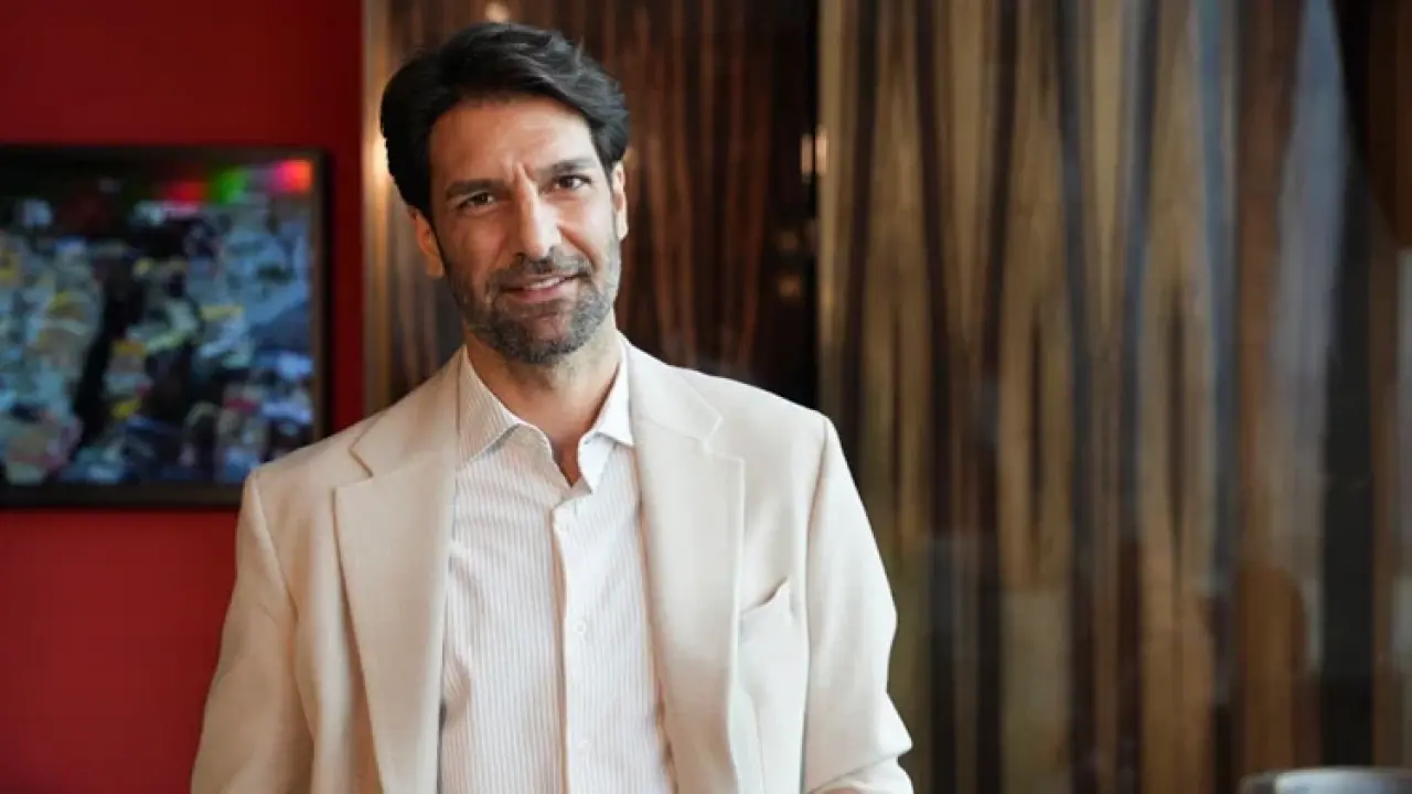 Eşref Rüya'nın Dinçer'i Taner Rumeli kötü adam rolünün tadını çıkartıyor! 2