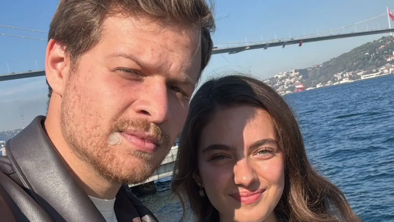 'Taşacak Bu Deniz’in sevilen oyuncuları Ava Yaman ve Burak Yörük'e büyük teklif! 3
