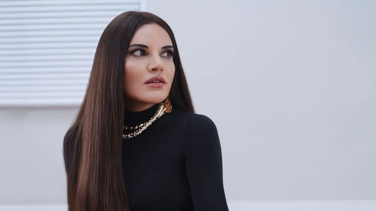 Türkan Şoray benzetmesi olay oldu... Göksel’den estetik itirafı! 4