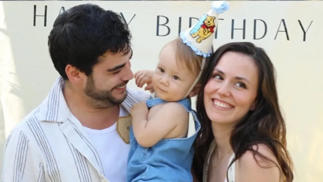 Ünlü çiftin yolculuğu kabusa döndü... Dilan Telkök ve Berkay Hardal cephesinde panik! 1