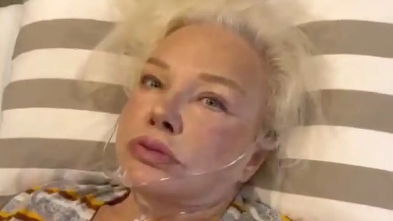 Yoğun bakımda ölüm kalım savaşı...Seren Serengil gözyaşları içinde bakanlığa seslendi! 1