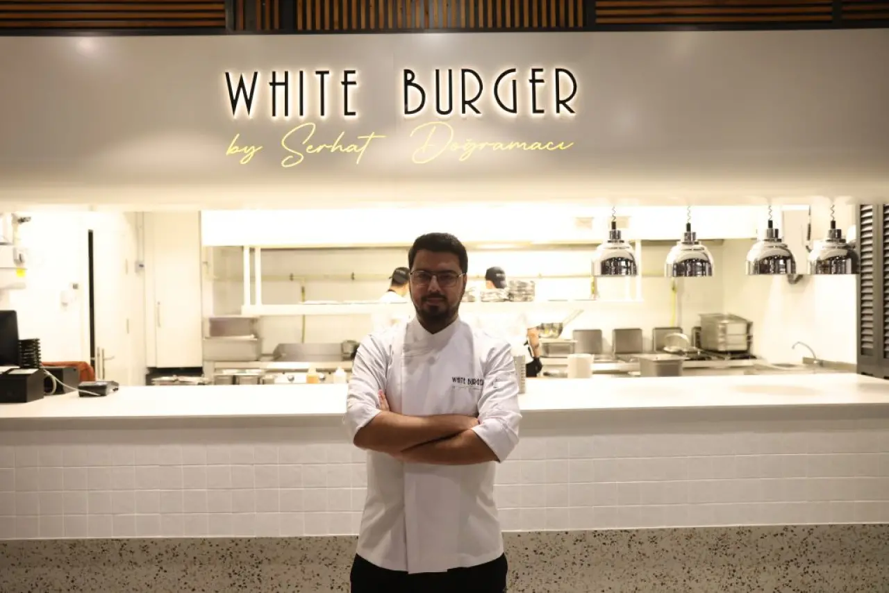 Açılıştan hemen sonra kurşun sesleri... MasterChef şampiyonu Serhat Doğramacı'yı şok eden gece! 2