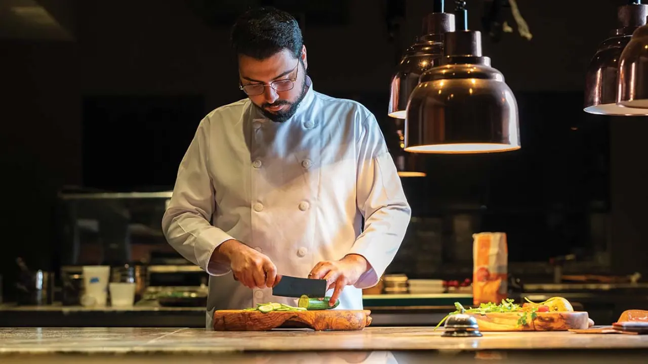 Açılıştan hemen sonra kurşun sesleri... MasterChef şampiyonu Serhat Doğramacı'yı şok eden gece! 3