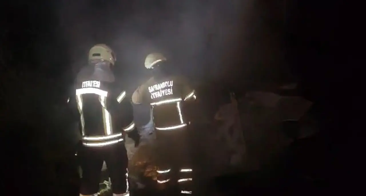 Karabük’te araç çarpmanın ardından alev topuna döndü! 1