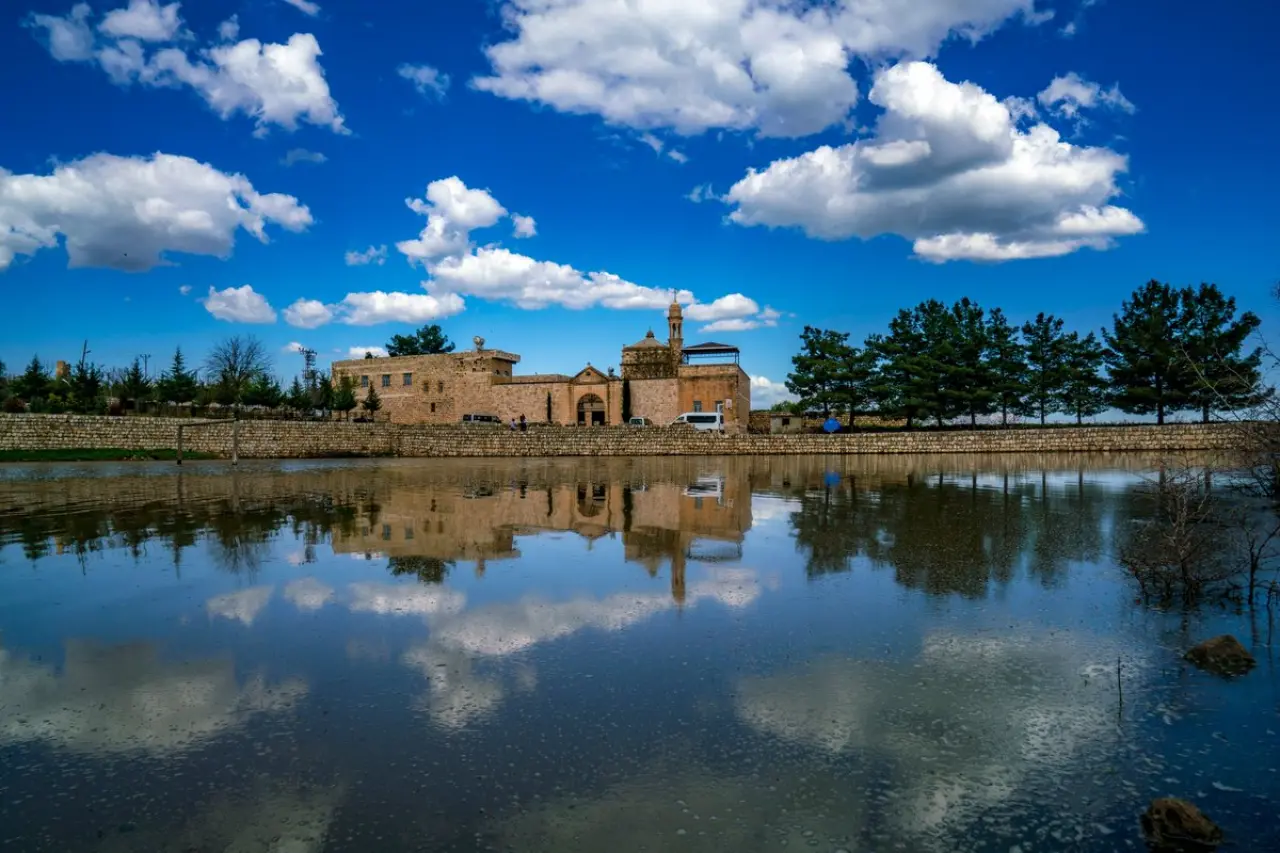 Anıtlı’ya uluslararası ödül: Midyat’ın turizmdeki yükselişi hız kazandı! 3