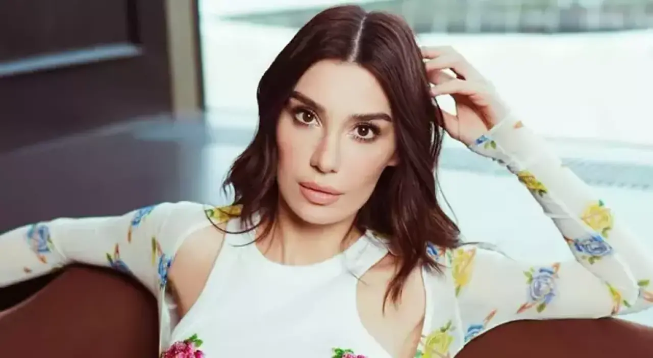 Aşka cesaret çağrısı... Burcu Kıratlı’dan çok konuşulan mesaj! 3