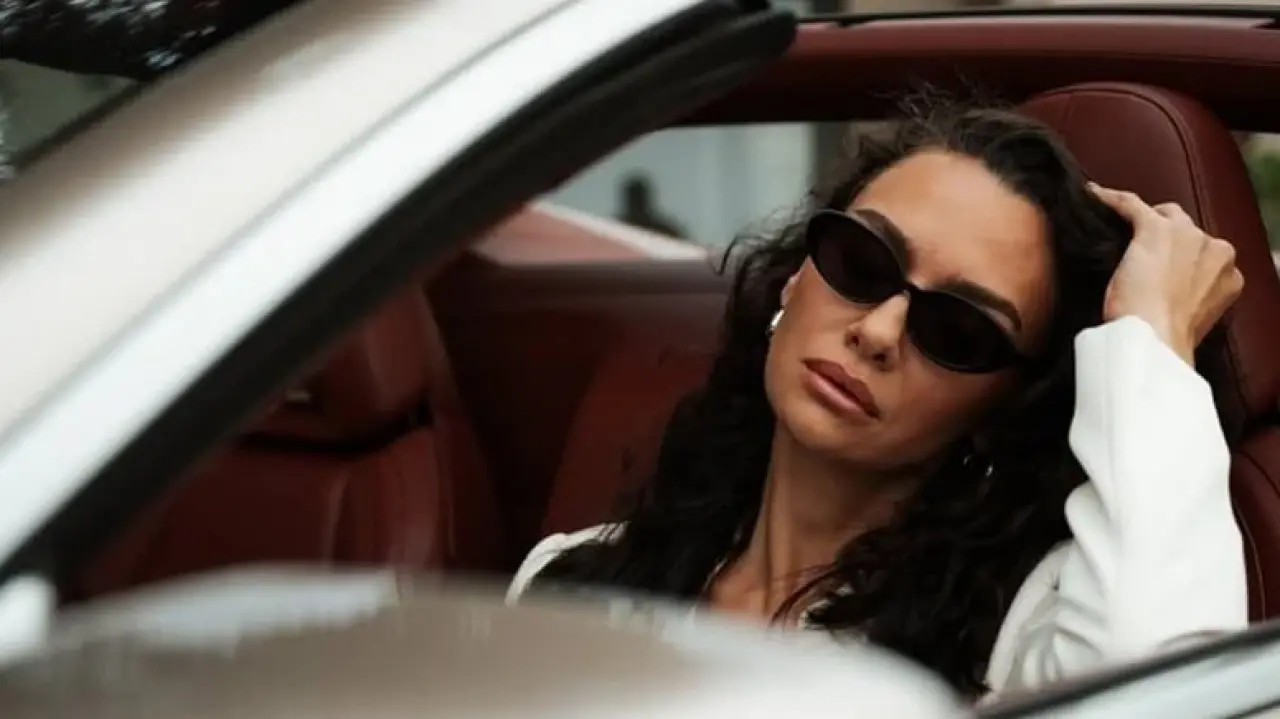 Birce Akalay'dan 'Ehliyet krizi' itirafı: 'Akıl tutulması yaşadım!' 3