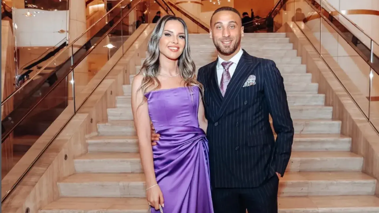 Boşanma iddiası patladı derken… Ünlü futbolcu Cenk Tosun gerçeği açıkladı! 4