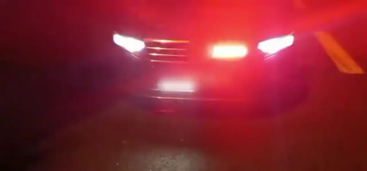 Çakarlı araç kontrolden kaçamadı: Bursa jandarması trafikten men etti! 1