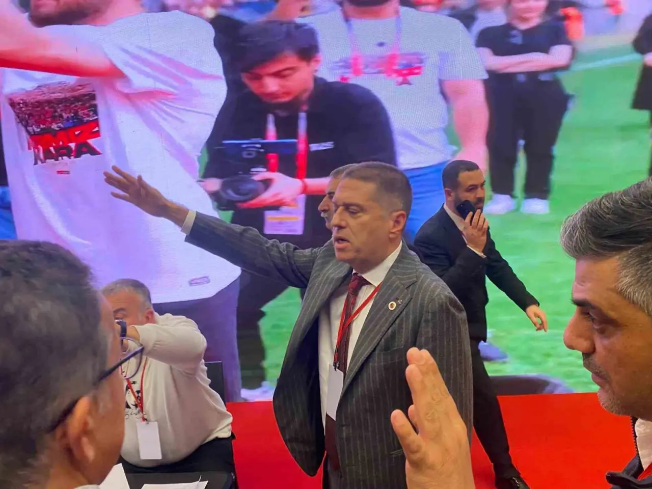 Gençlerbirliği’nde yeni dönem: Olağanüstü kongreden Arda Çakmak çıktı, ilk mesaj şeffaflık 2