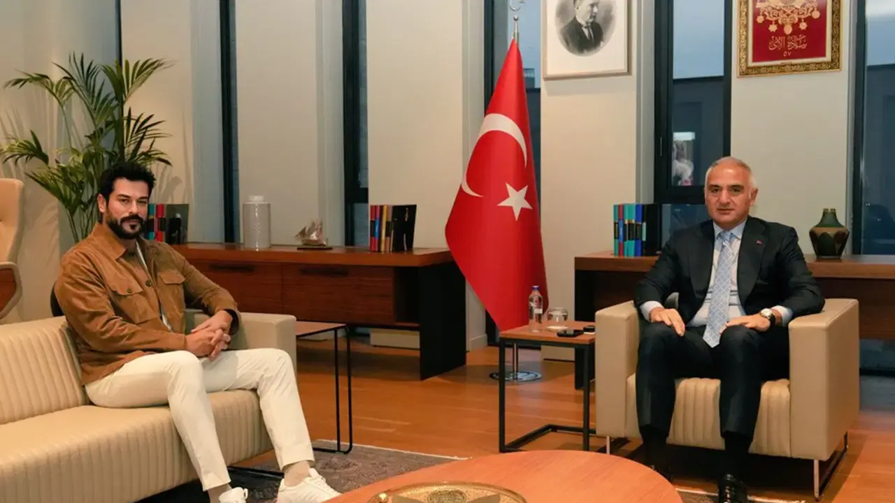 'Güzel işlere’ hazır mısınız? Burak Özçivit ve Bakan Mehmet Nuri Ersoy'dan ortak proje! 1