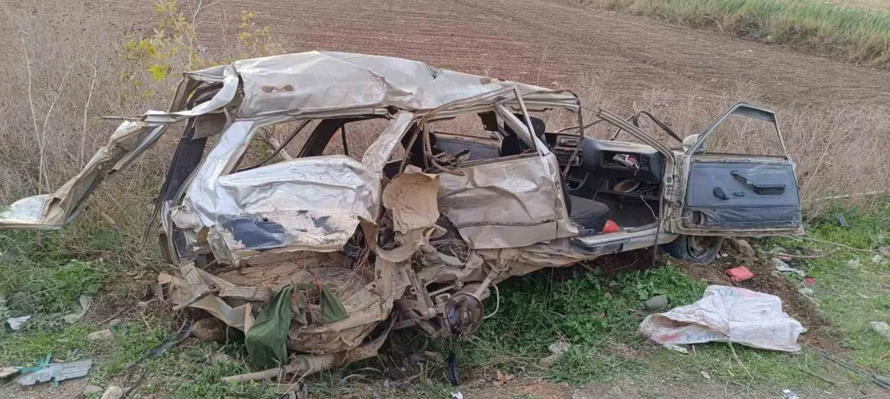 Hatay'da feci çarpışma! TOFAŞ bu kez uçmadı, origamiye döndü... 2