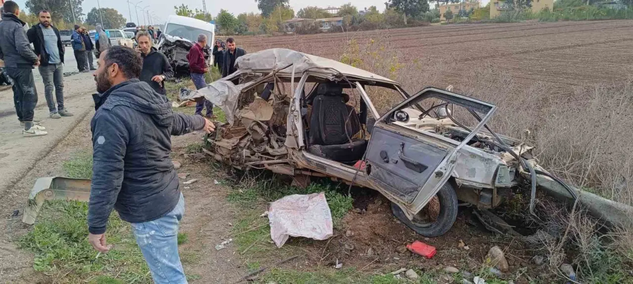 Hatay'da feci çarpışma! TOFAŞ bu kez uçmadı, origamiye döndü... 3