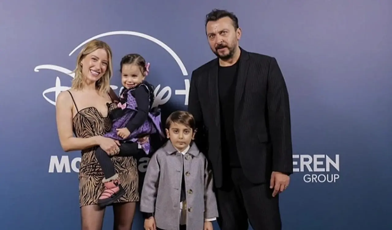 'Sekizinci Aile' galasında skandaldan romantizme... Hazal Kaya’nın gurur anı ve Ali Atay’dan 'Fiko bestesi' itirafı! 4