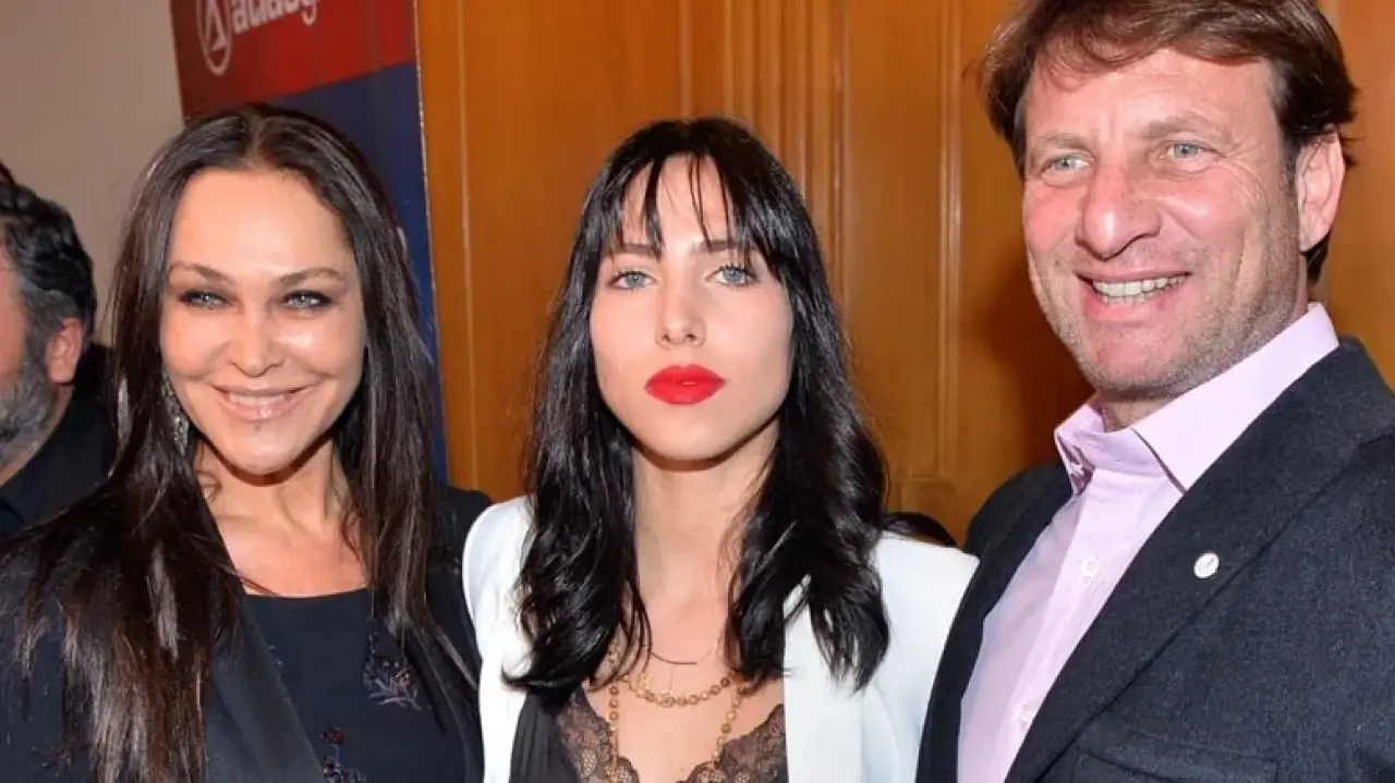 ‘Kaynana Hülya Avşar’ dönemi başlıyor mu? Mürsel Kaya ve Zehra Çilingiroğlu ilişkisinde şok eden adım! 1