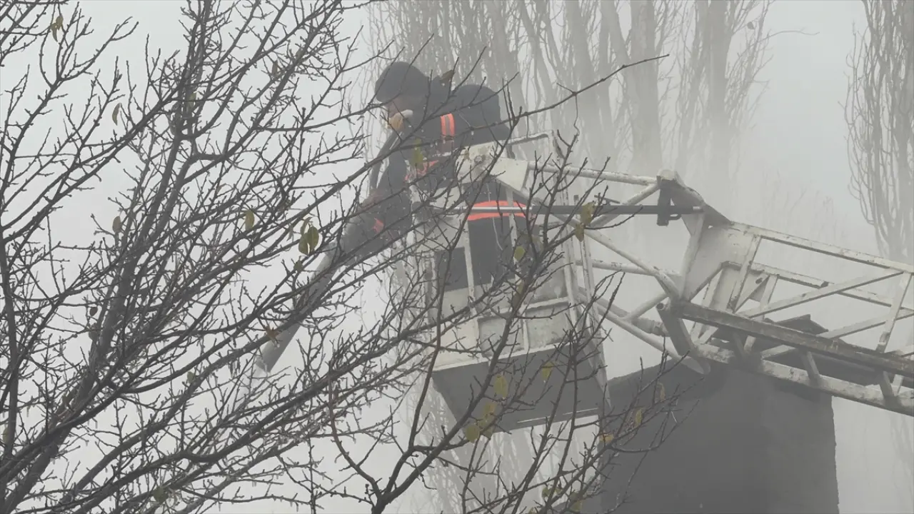 Kütahya'da dumanı gören koştu ama… 2 katlı ev kül oldu! 3