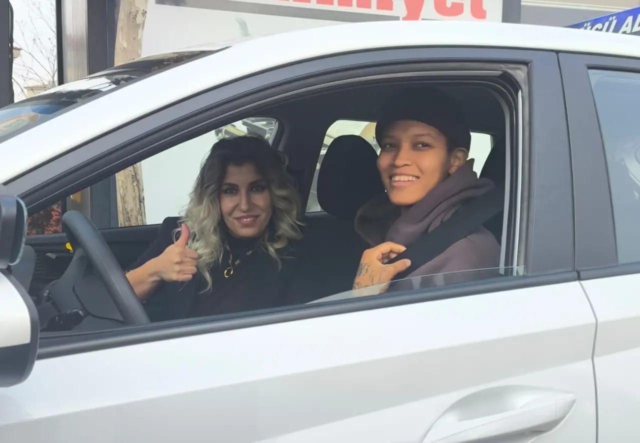 Saha sonrası direksiyon başına: Malatyalı Vargas ehliyet sınavını geçti! 2