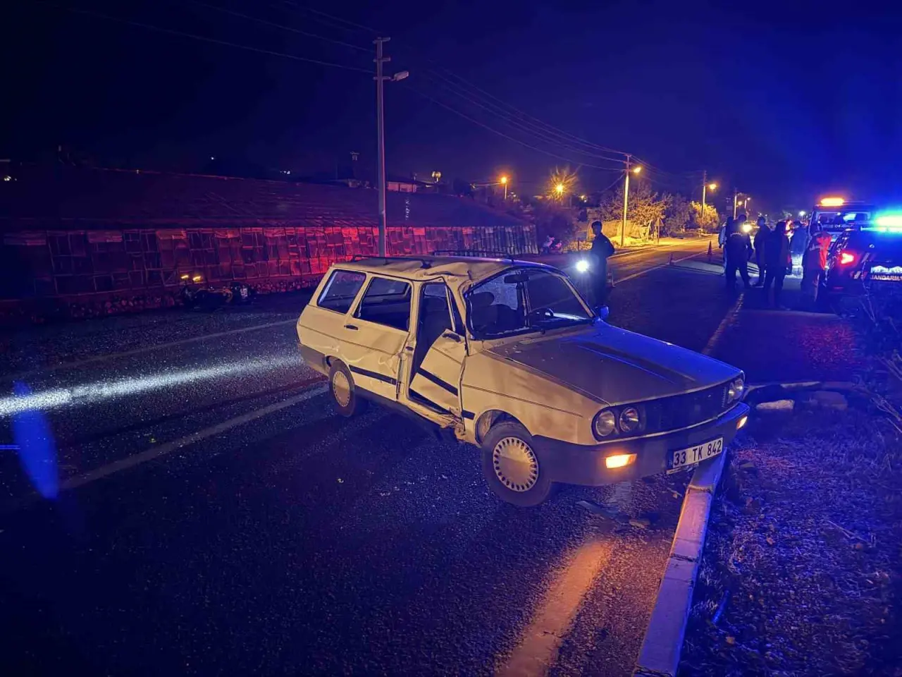 Mersin'de korkutan kaza: Genç sürücü ölümle burun buruna! 1