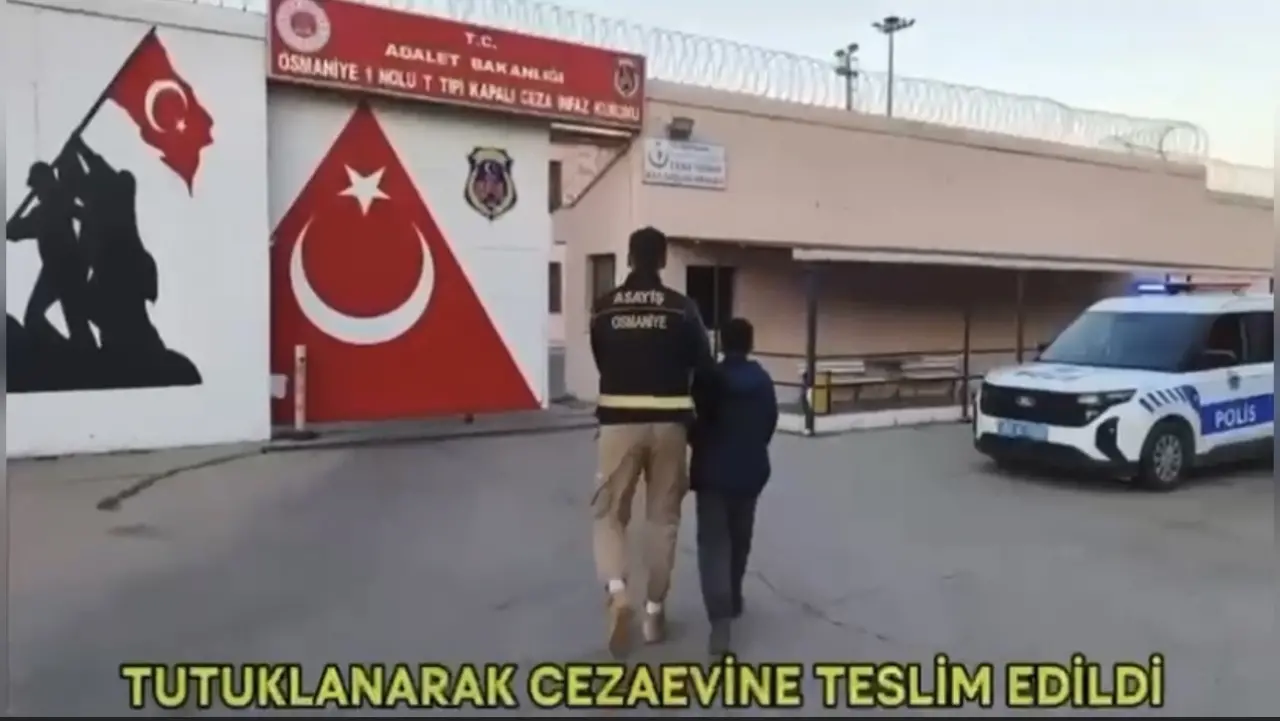 Sadaka kutusunu bile... Osmaniye'deki hırsız yakayı böyle ele verdi! 5