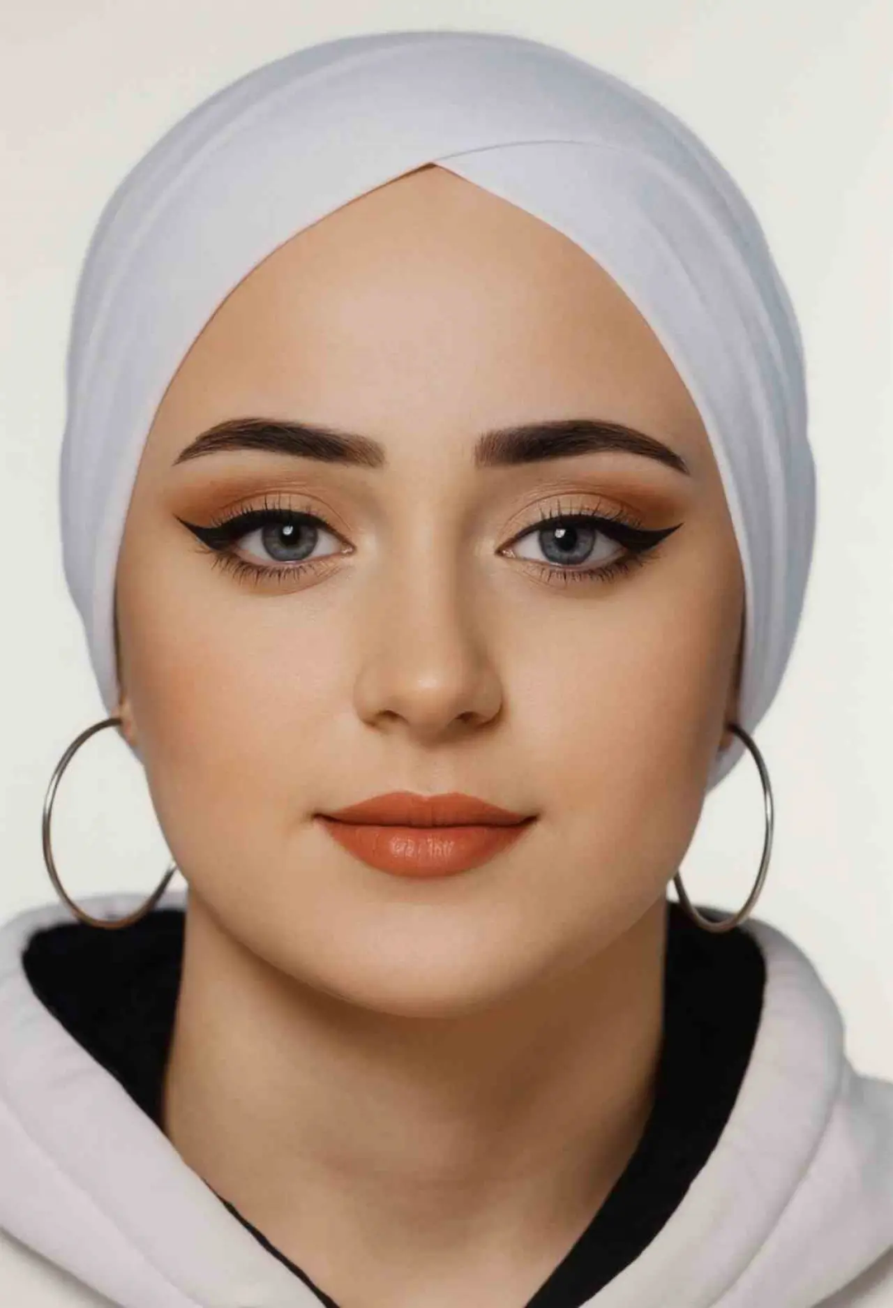 Samsun’da genç kızın şüpheli ölümü ortalığı karıştırdı: 4 kişi adliyede! 3