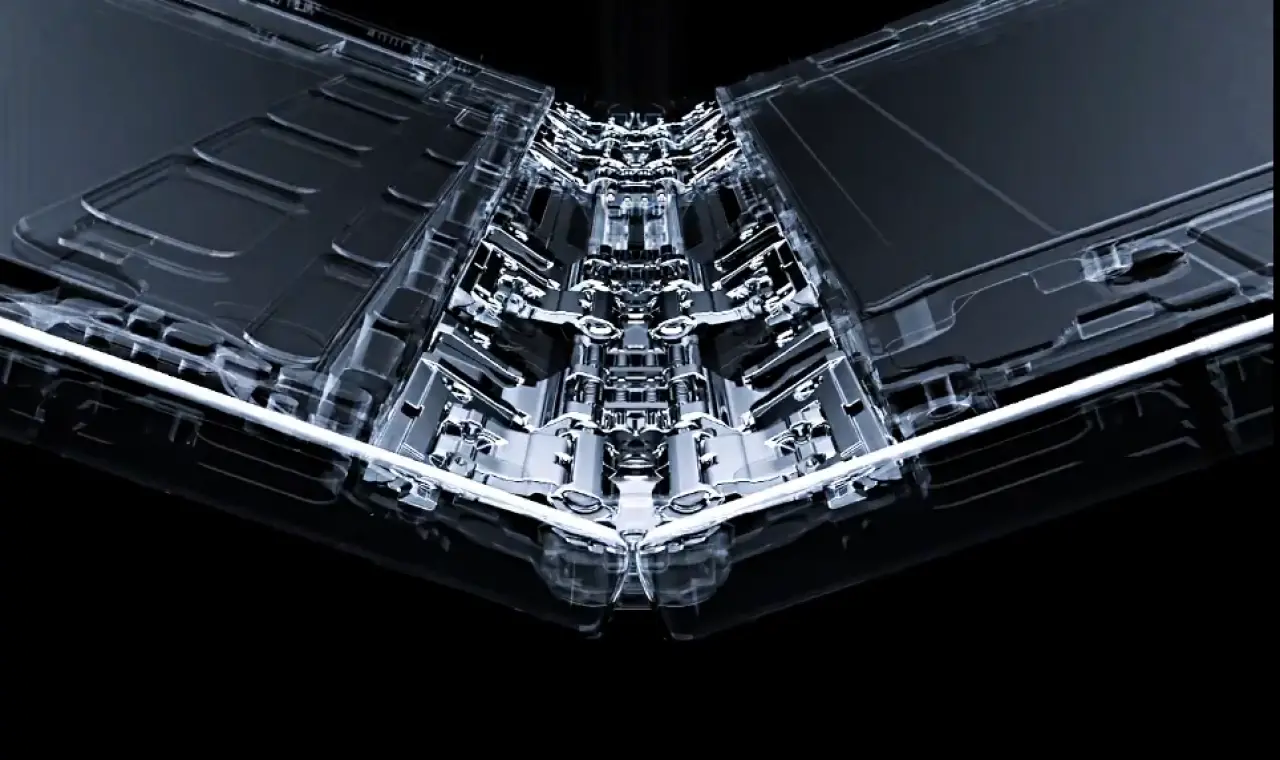 Samsung’dan teknoloji şovu: Galaxy Z TriFold ile katlama sınırları aşıldı! 4