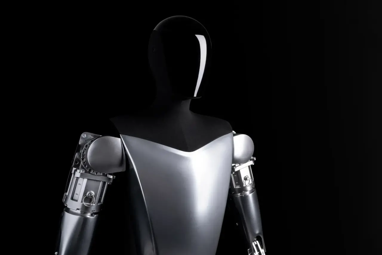 Robotlar çağı başlıyor: Tesla Optimus’tan insansı düzeyde gösteri! 6