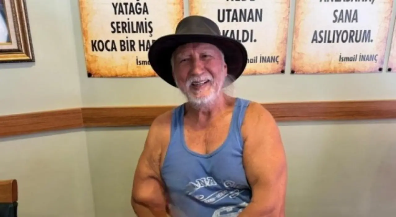 Timsahlarla yüzdü, Bayhan’la yarışamaz... Şener Üşümezsoy’dan Survivor’a mütevazı gönderme! 1