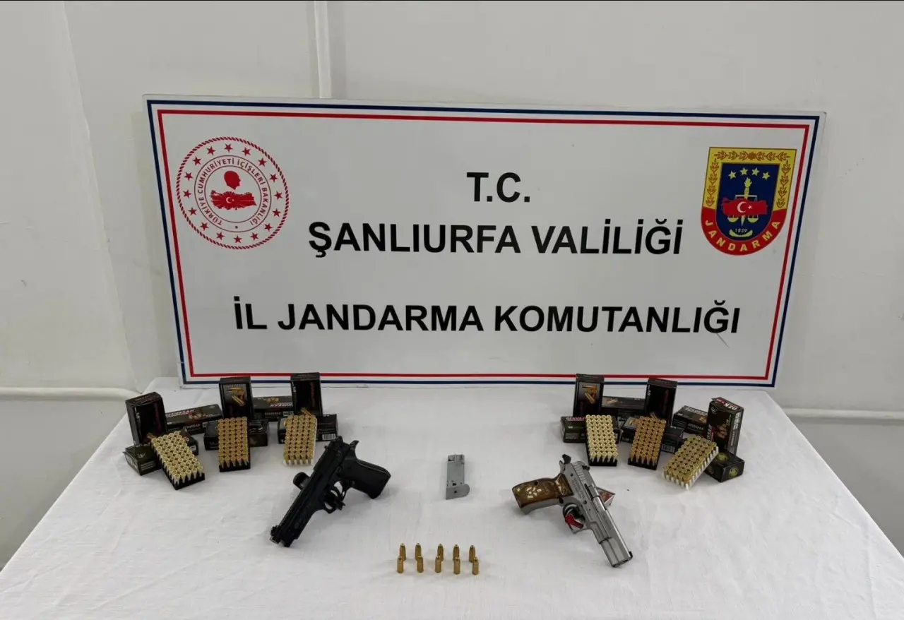 Tüfek, dürbün, fişek… Şanlıurfa’da düğün magandalarına jandarma tokadı! 1