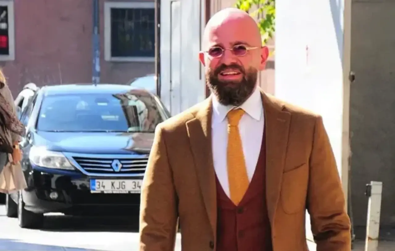 İş insanı İzzet Özilhan kazanın ardından ilk kez yürüteçle görüntülendi 3