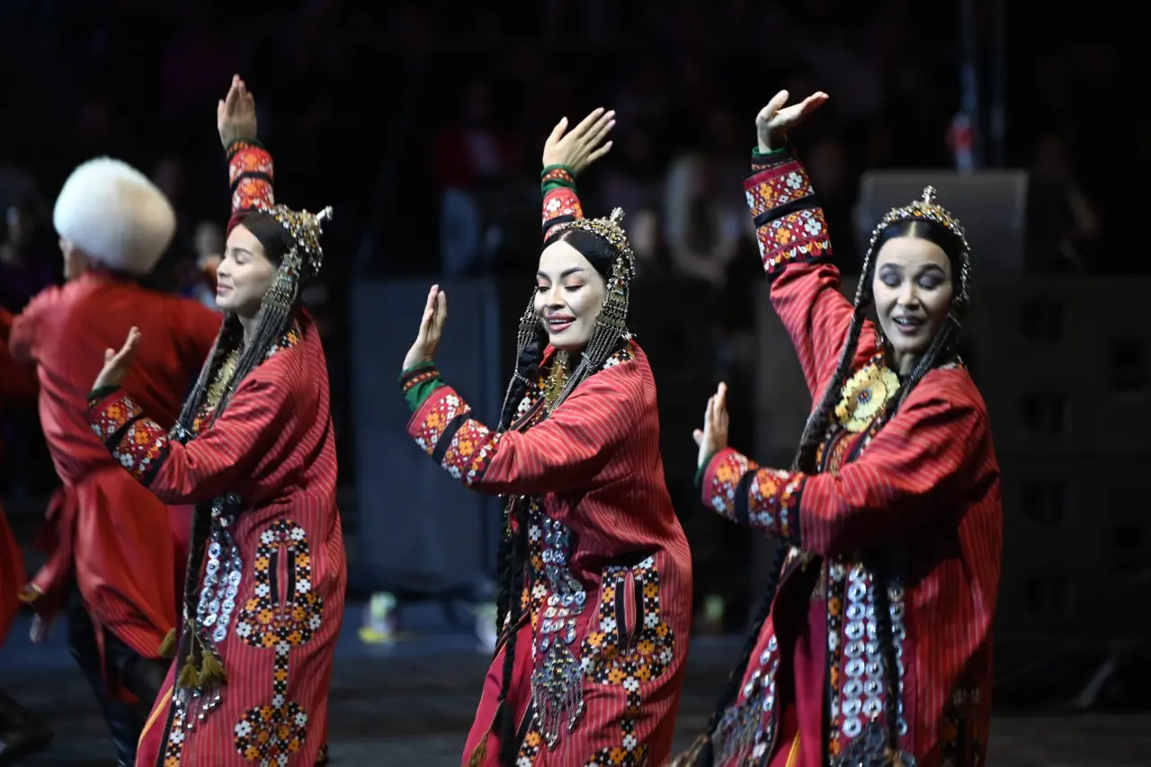 Cumhuriyetin 103. yılında Türk dünyasından 400 sanatçı Ankara'da buluştu 6